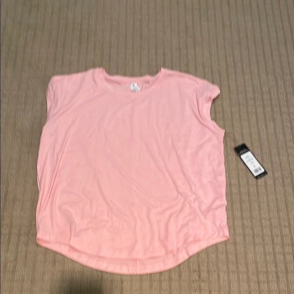 Yogalicious Soft Pink Top - Picture 1 of 3